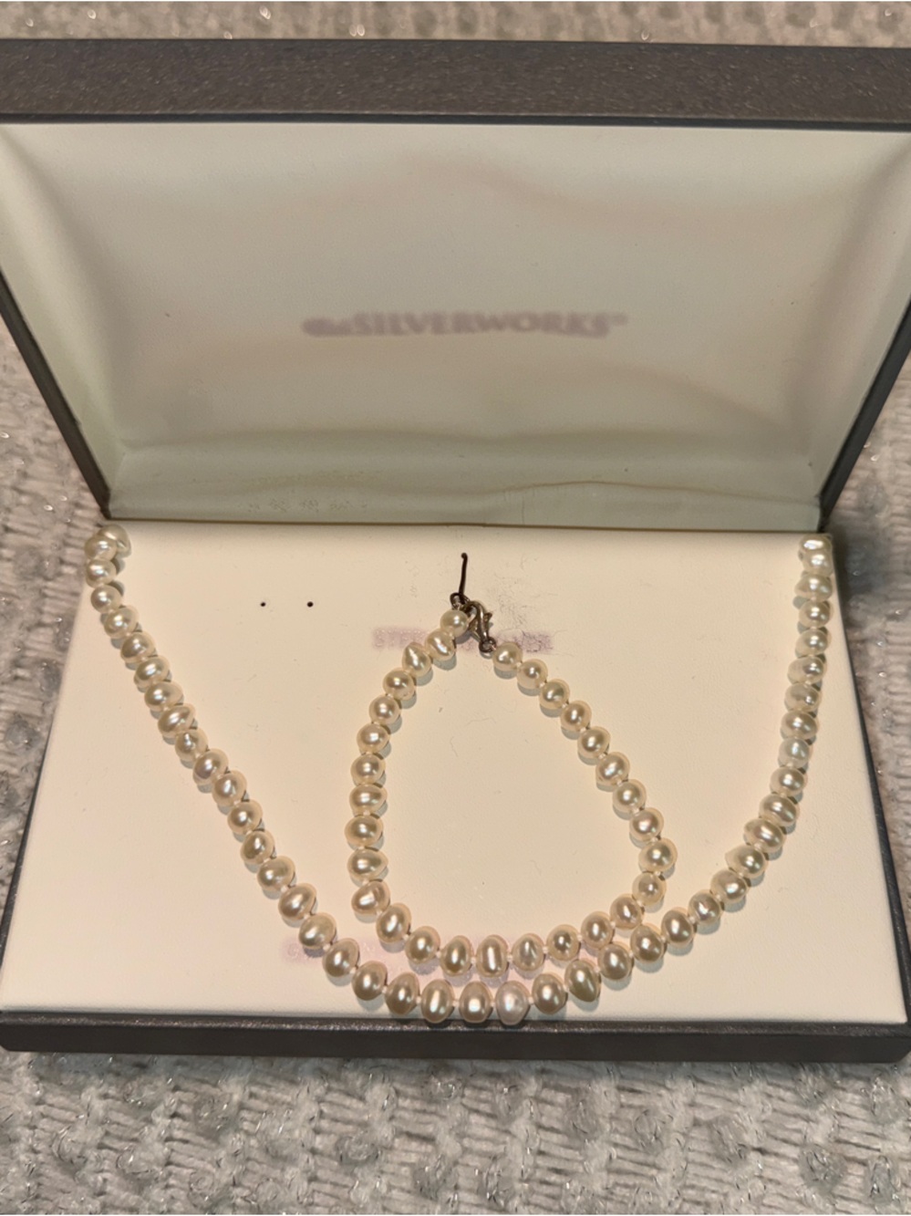 Classic Pearl Necklace and Bracelet Set - White Pearls PRICE DROP